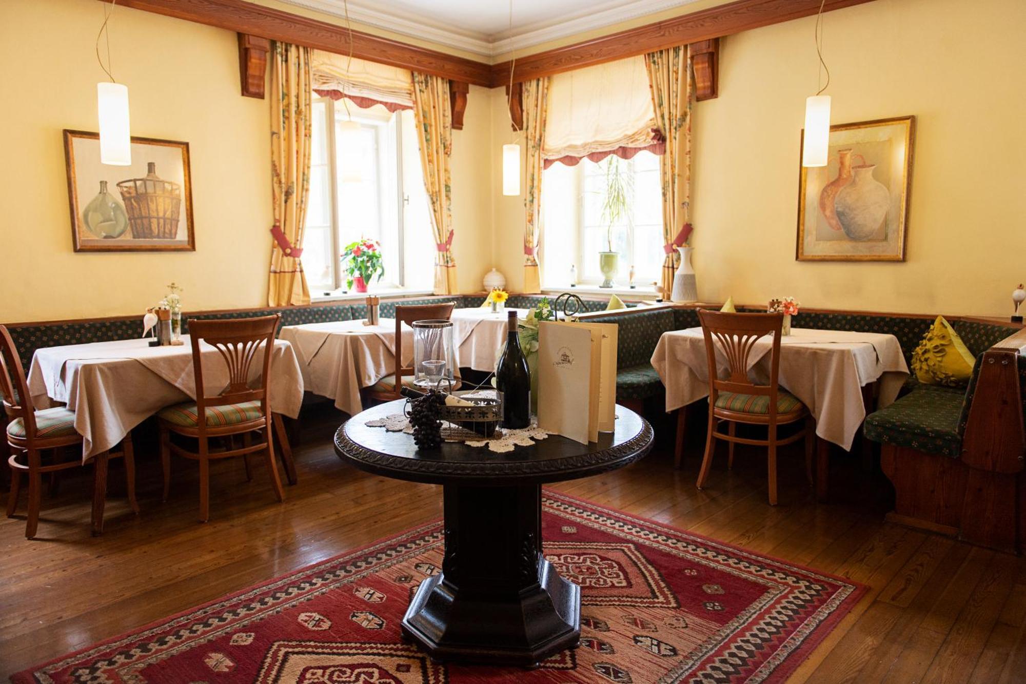 Hotel Schloss Lerchenhof Hermagor-Pressegger See Esterno foto